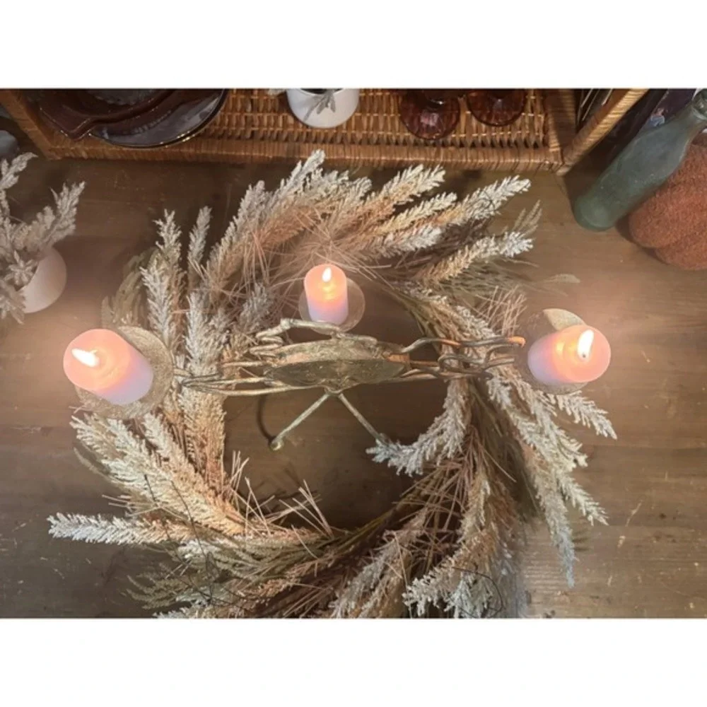 Whimsigoth Candle Holder‎